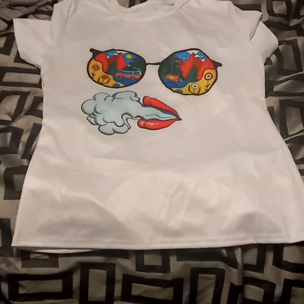 Women shirt